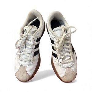 Adidas Classic Women’s Court 3.0 White/Tan/ Black Sneakers